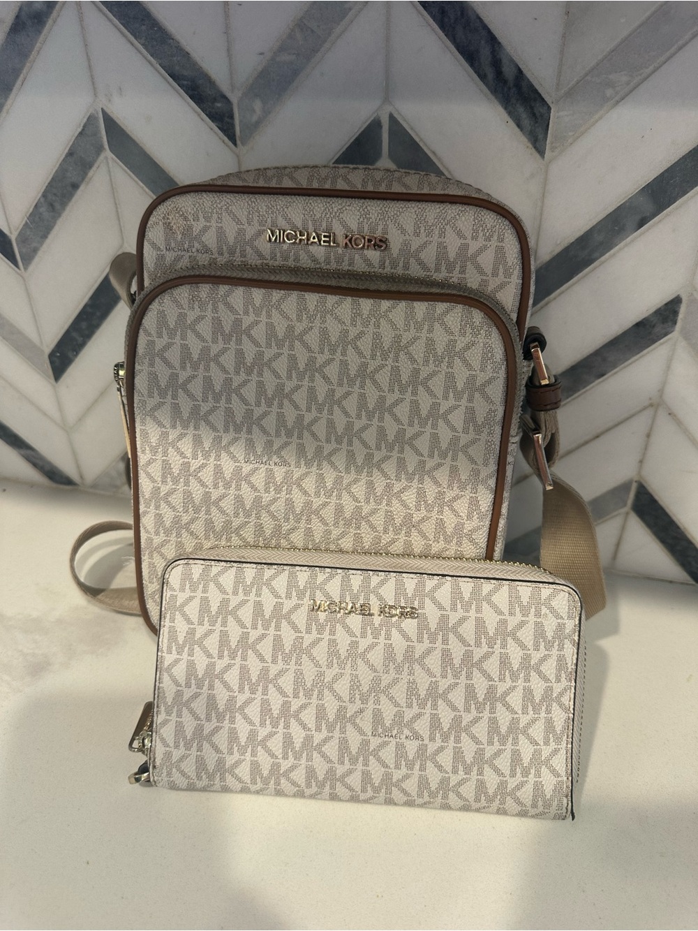 Michael Kors Beige Logo Crossbody Bag with Matching Wallet